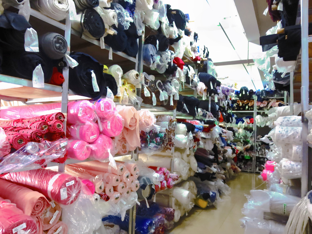 Chinese leading Fashion Dresses Clothing factory